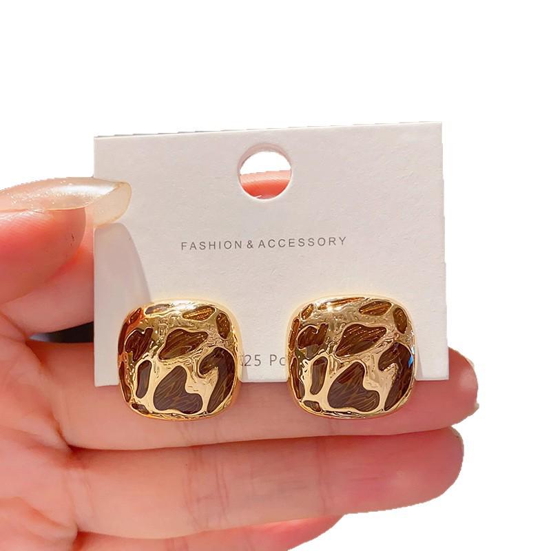 Retro Geometric Leopard Print Gold Square Stud Earrings for Women - Unique and Versatile Design