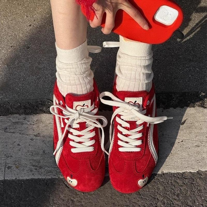 The New Style of Women's Casual Shoes Is A Versatile Sport and Casual Board Shoe