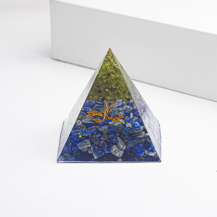 Natural Crystal Quartz Geometric Pyramid Decor For Home And Car Interior