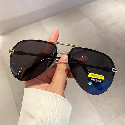 Klasyczne okulary przeciwsłoneczne typu pilot dla mężczyzn Modne Vintage Trendy Okulary przeciwsłoneczne Kobiety Luksusowa Marka Projektant Punkowe Półramkowe Cienie