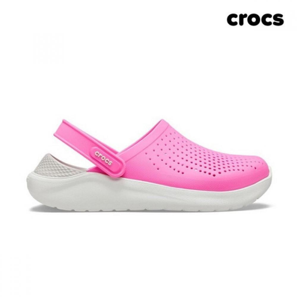 

Crocs Light Ride Clogs M4W6