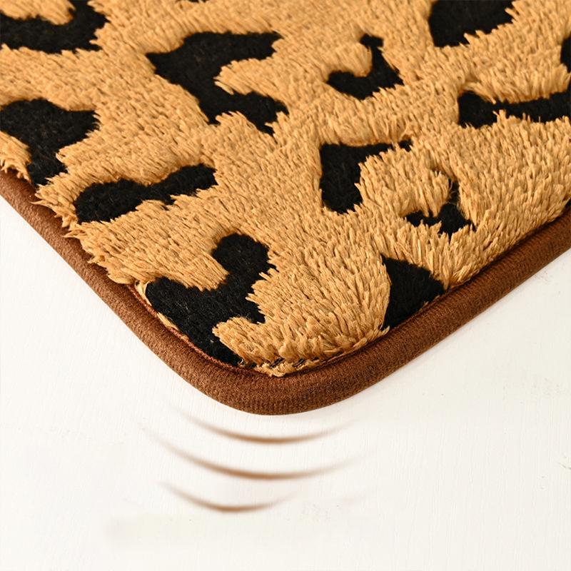 Leopard Bathroom Mat Plush Floor Rug Toilet Seat Cover U-Shaped Mat Dirt Resistant Quick Drying Entrance Door Mat Home Decor