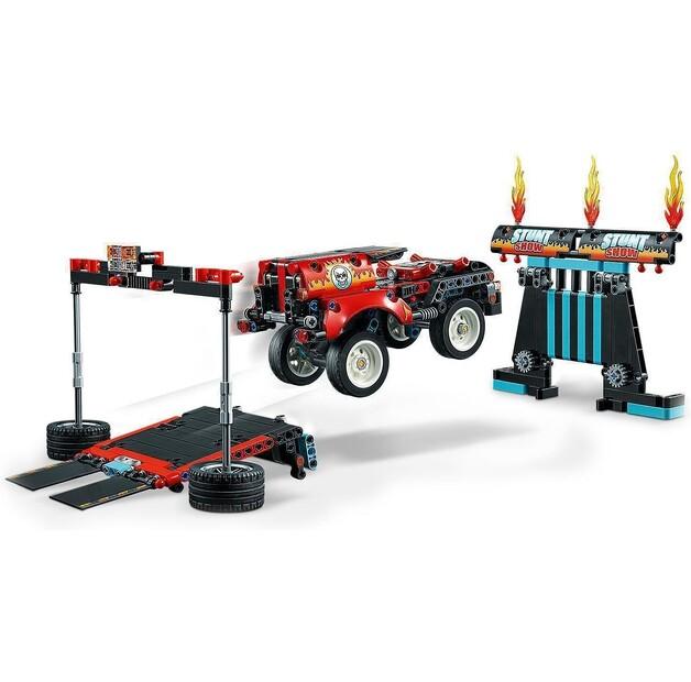 LEGO Technic 42106 Фургон и каскадерский мотоцикл