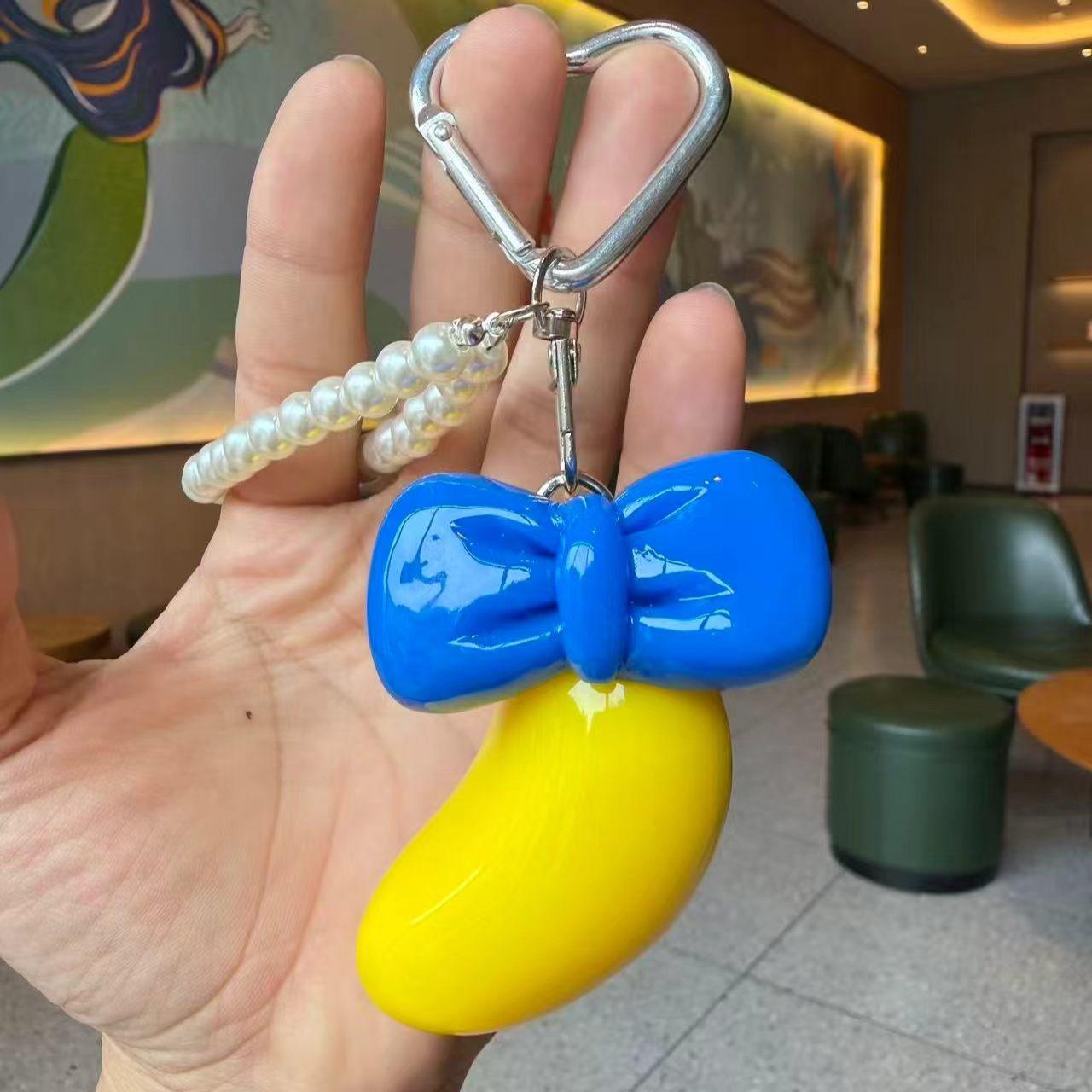 Creative Banana Bow Keychain Girl Heart Pearl Pendant Cute Personalized Backpack Accessories Small Gifts синий