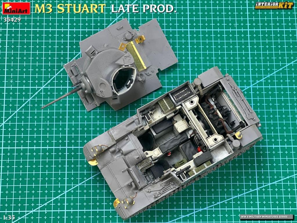 Miniart M3 Stuart Late Production Full Interior Plastic Model Kit MA35429 1/35 (Tank)
