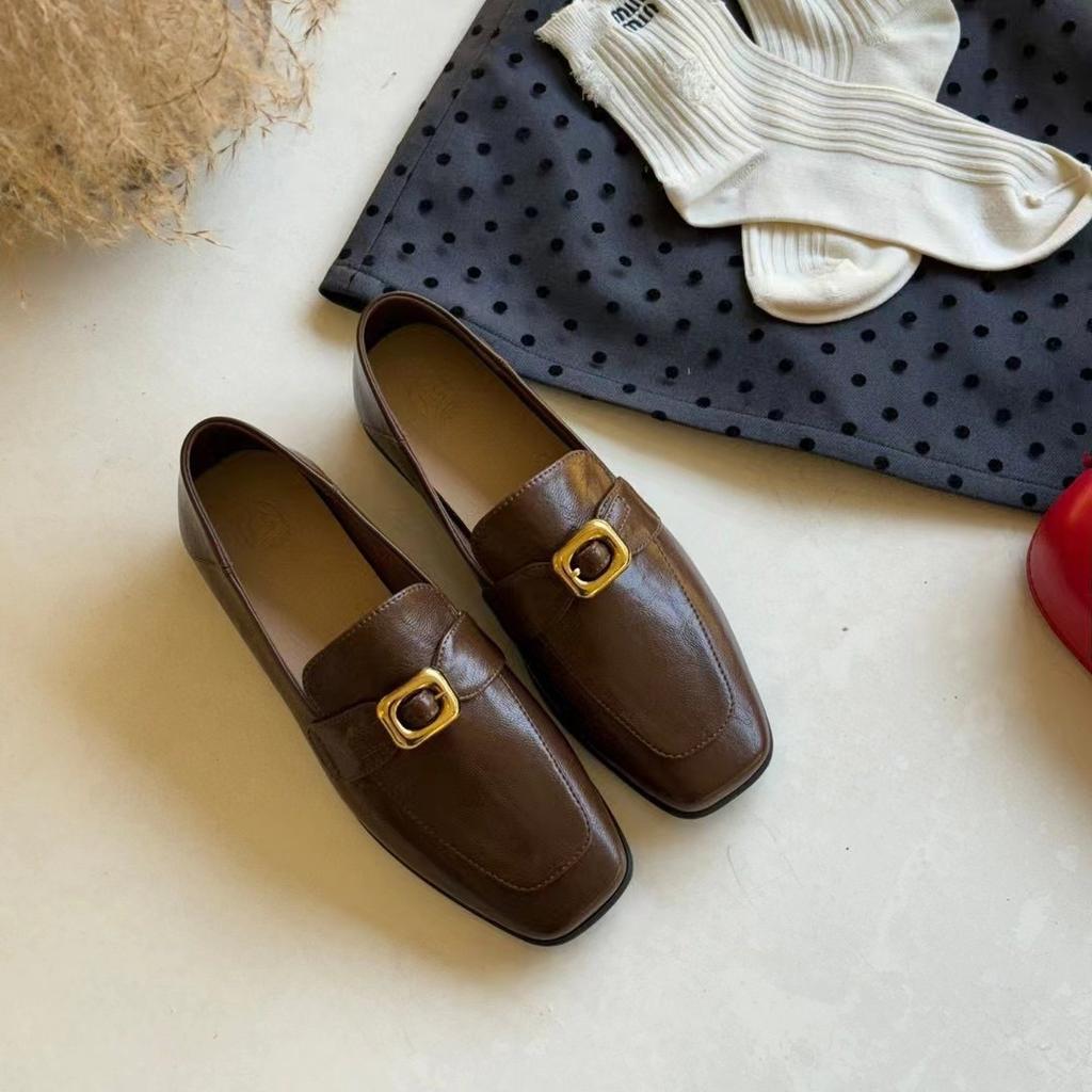Cowhide version~ Grape mother, the same style can be stepped on with a small gold buckle, British retro square head, and a versatile loafer shoe for w