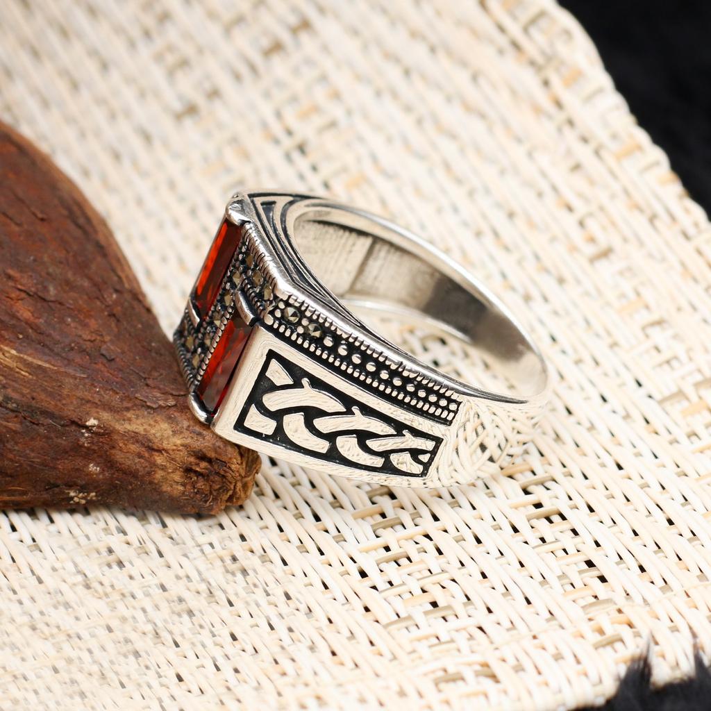 Retro Turkish Handmade Men Ring Vintage Carved Pattern Red Zircon Rings Rock Punk Islamic Muslim Wedding Jewelry