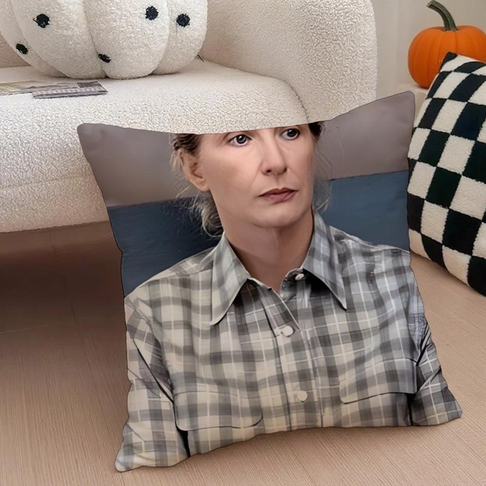RRuth Fisher Cushion Cover Throw Pillow Cover Hidden Button Durable Polyester Chair Cushion