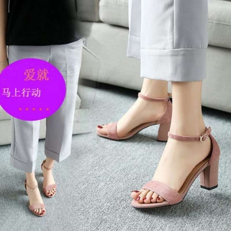 2025 neue Sandalen mit dickem Absatz 7cm Damen Sommer vielseitig große Größe High Heel mittlerer Absatz Ein-Wort-Schnallenriemen Sandalen offene Zehen