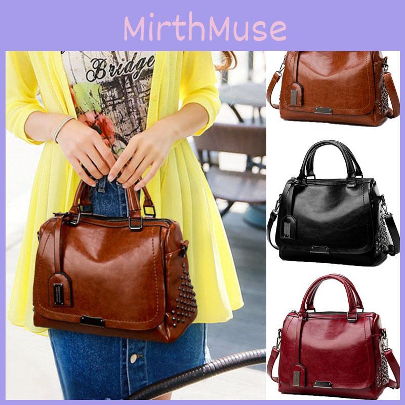 Fashionable Small Women's Shoulder Bag With Wear Resistant Material