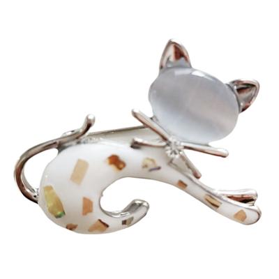 [R8506] - Tasarımcı broş 'Kedi' gümüş-beyaz - 45x35 mm