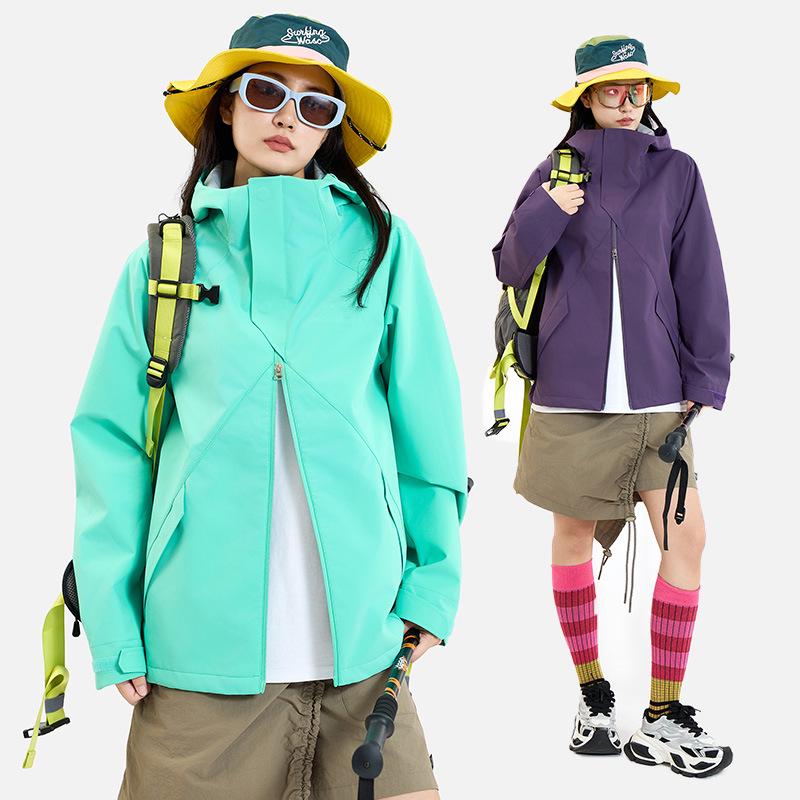 Single-Layer Softshell Hooded Jacket - Windproof, Waterproof, Lightweight, Wear-Resistant Outdoor Coat for Couples