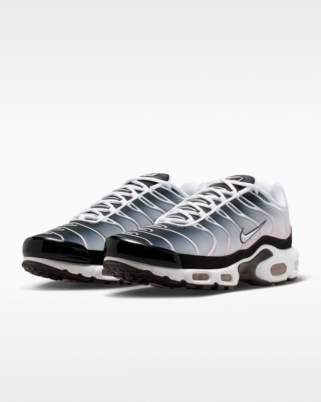 IU7540-001 Nike Air Max Plus Black
