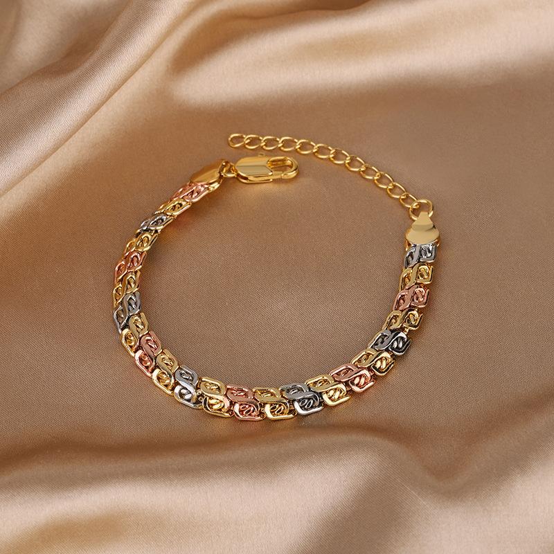 Jewelry Style Niche Design Necklace Women'S Versatile Electroplated Color Gold Bracelet Necklace