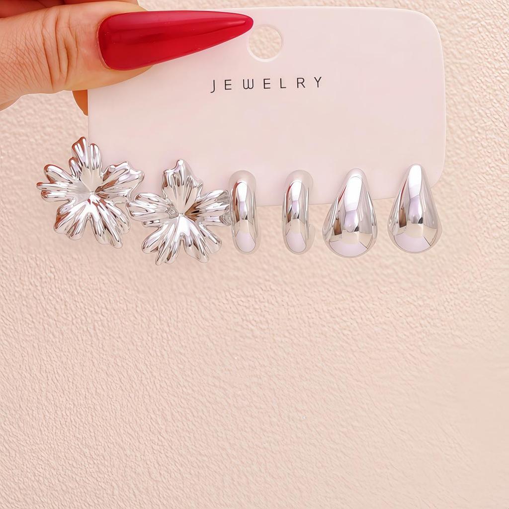 Exaggerated Women's Earrings Set: Elegant European & American Style, Trendy Smooth Finish, Light Luxury High-End Design