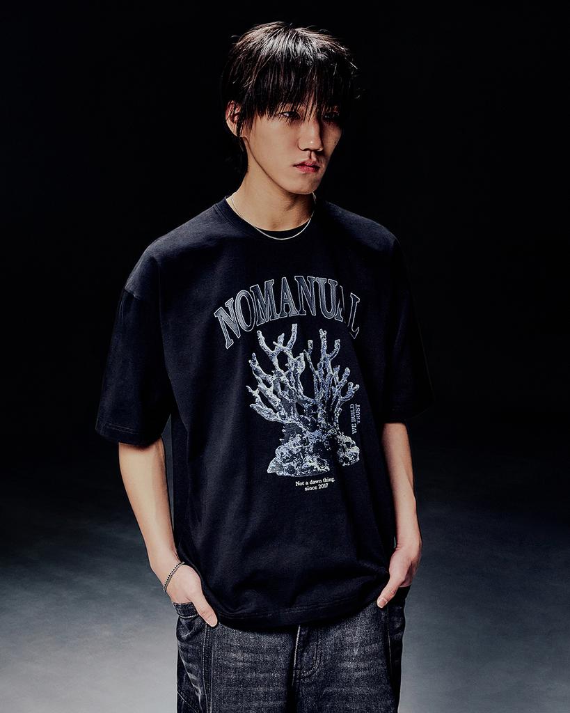 Nomaenyueol Metal Coral Reef T-Shirt - Black