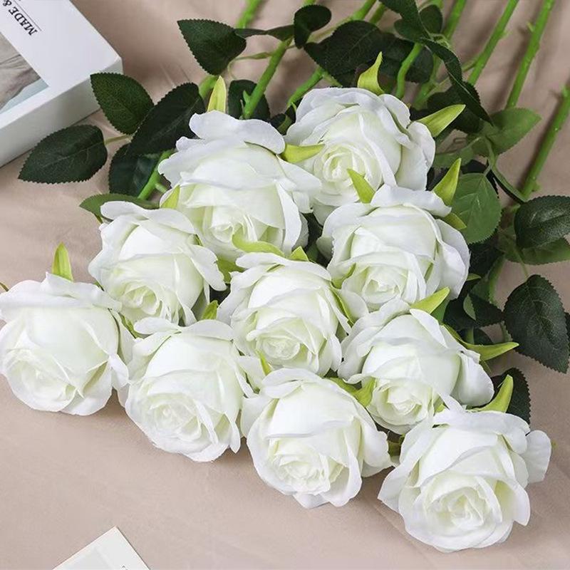 Cachoeira de Parede de Rosas de Seda - Flanela Vermelha Decoração de Casamento e Dia dos Namorados