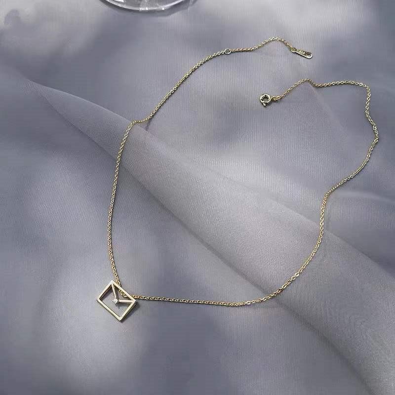 

Ожерелье-конверт из стерлингового серебра S925 для женщин, простая темпераментная универсальная подвеска с бриллиантами, цепочка на ключицу 925