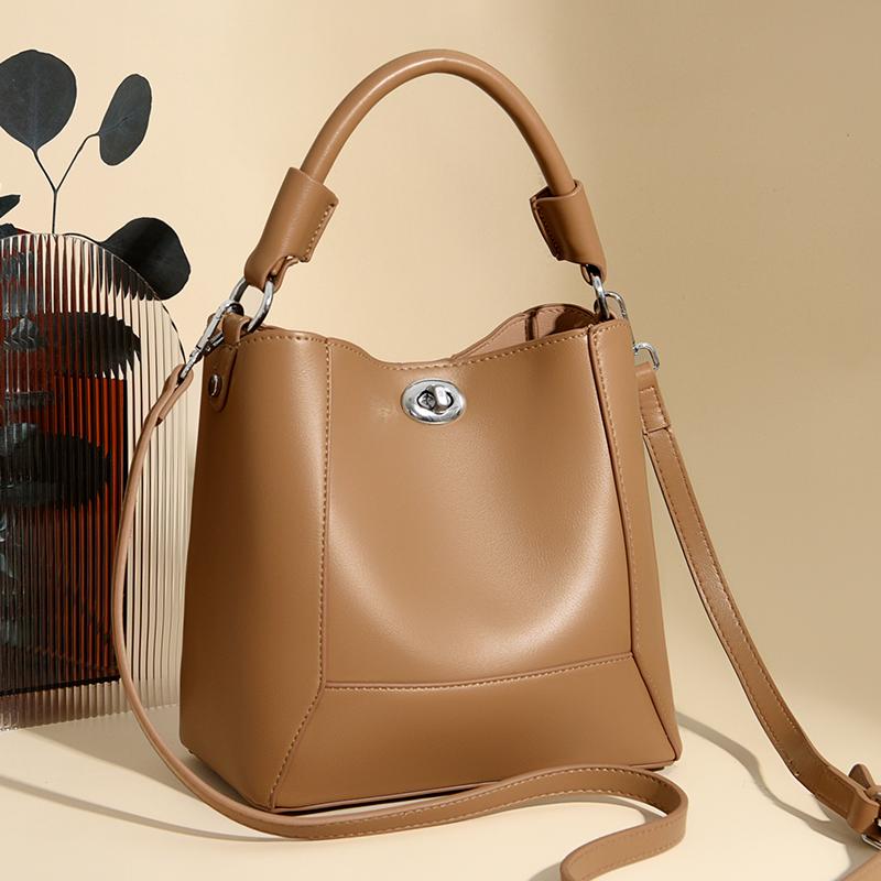 Fashion Two In One PU Leather Women Shoulder Bag New Brand Crossbody Bag Casual Retro Solid Color Female Travel Shopper Tote Bag