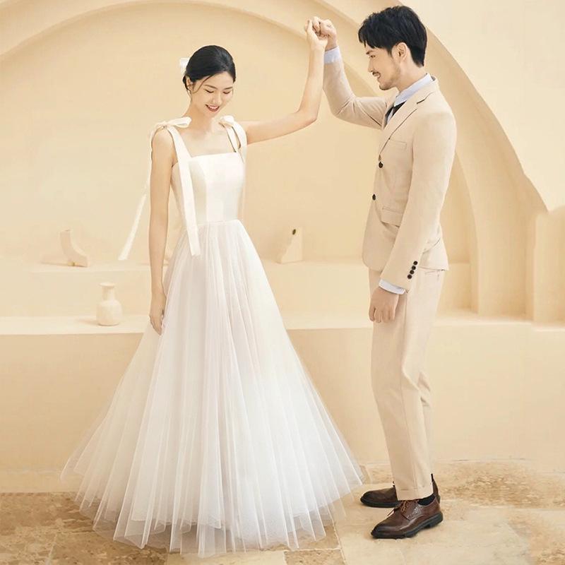 2025 Simple Forest Style Satin Spaghetti Strap French Wedding Dress