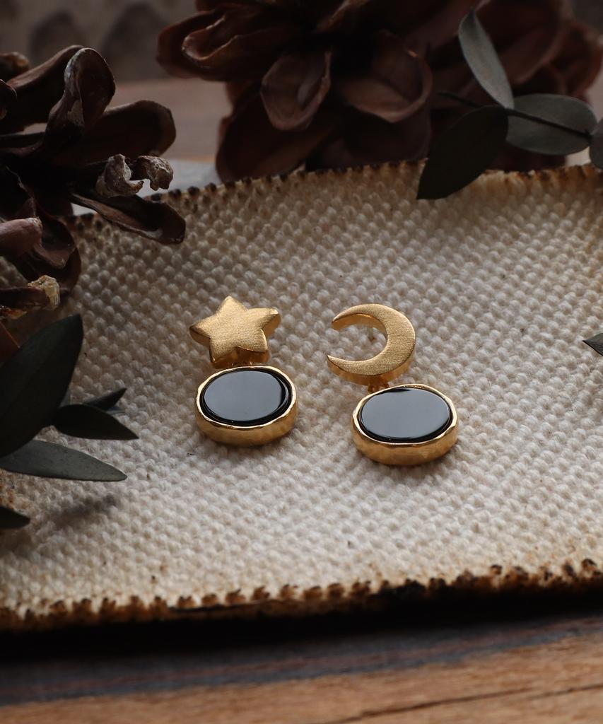 Iris Memory-Hope Moon Star Onyx No. 1 Earrings-Gold