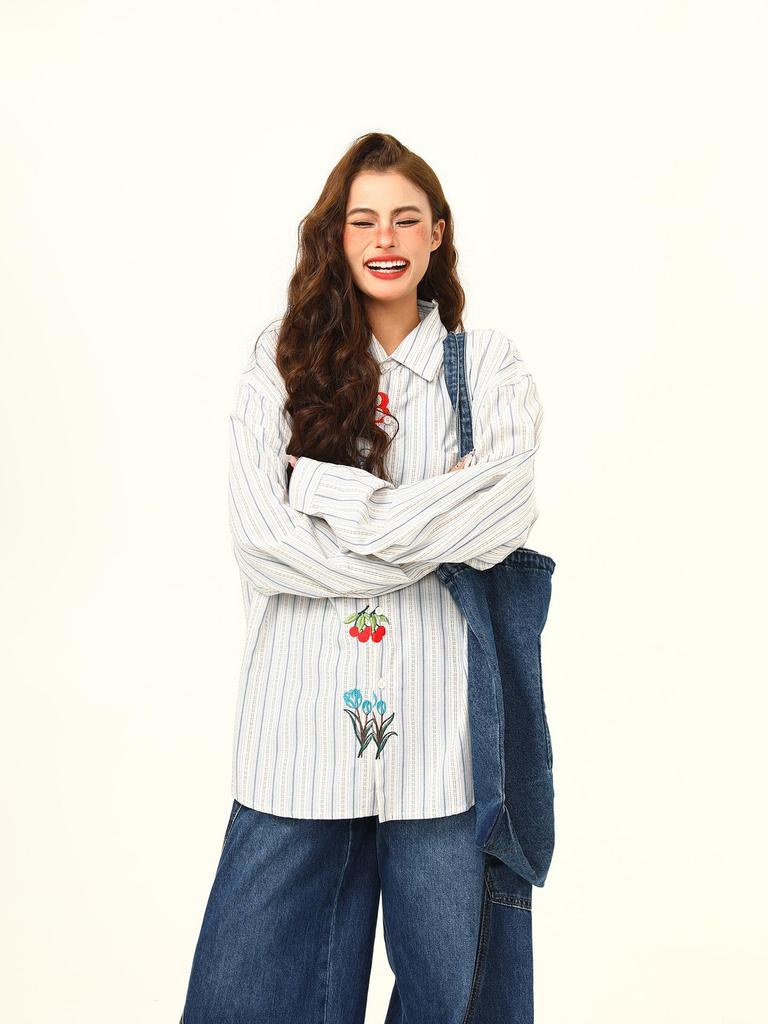 Unisex Trendy Loose-Fit Long Sleeve Butterfly & Flower Embroidery Shirt