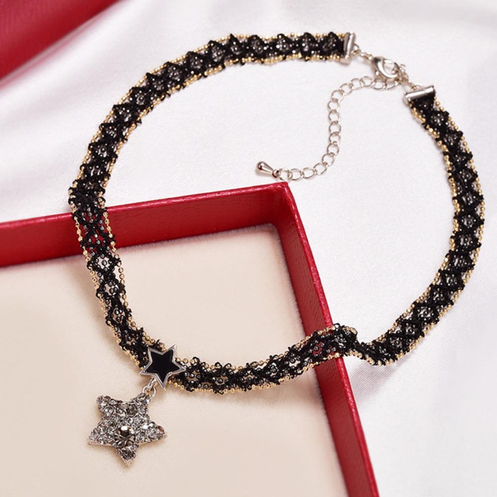 

Classic Star Pendant Necklace Sparkling Chain Choker Chic Ins Clavicle Chain Women