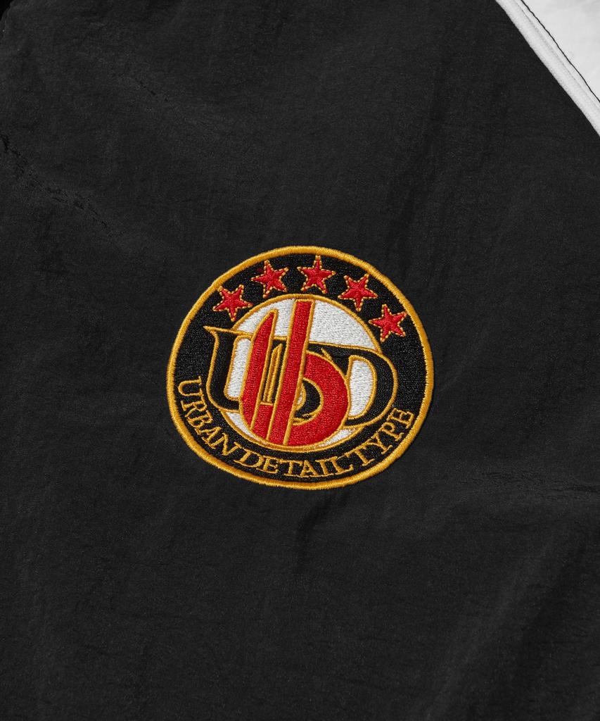 URBANDTYPE Berlin Track Top Windbreaker_Black