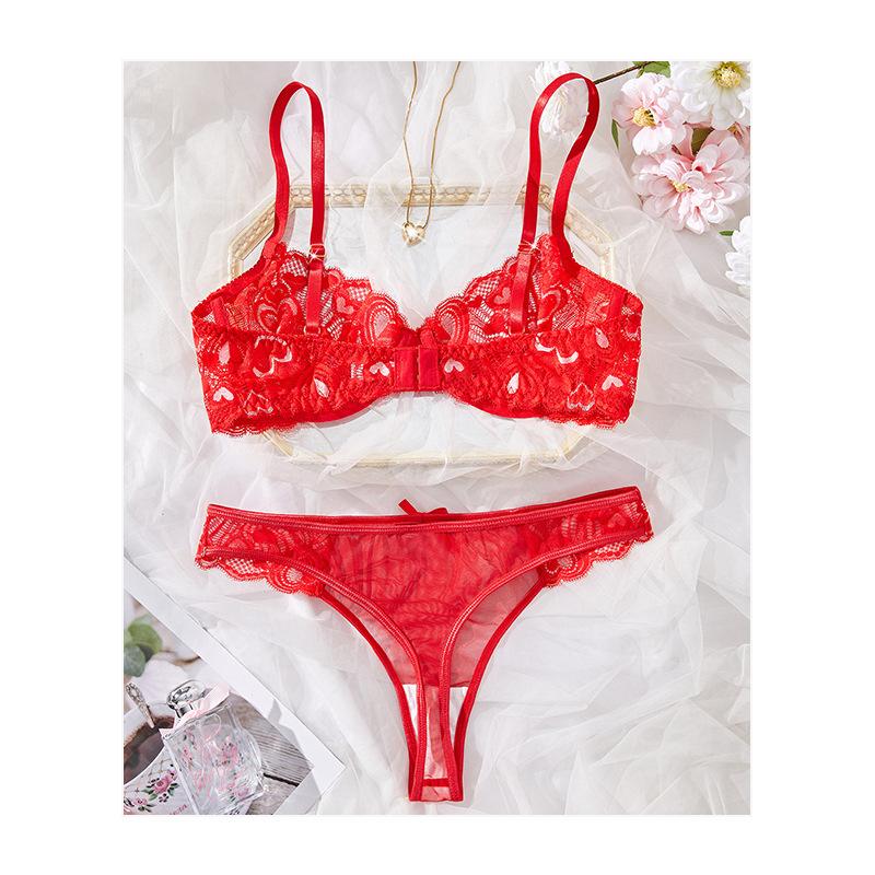 Ultra-thin Red Heart-shaped Embroidered Bra Shows Big Breasts, Thin Set, Bright Red Lace Sexy Lingerie