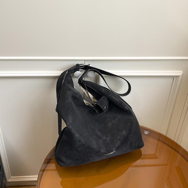 Fashion Retro Underarm Suede Shoulder Bag Women's New Simple Commuting Large Capacity Tote Bag Versatile Handbag