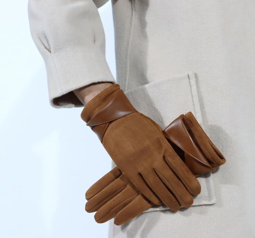 Japanese Versatile Anti Cold Touch Screen Driving Suede Gloves Women Winter New Added Velvet Warm Gloves