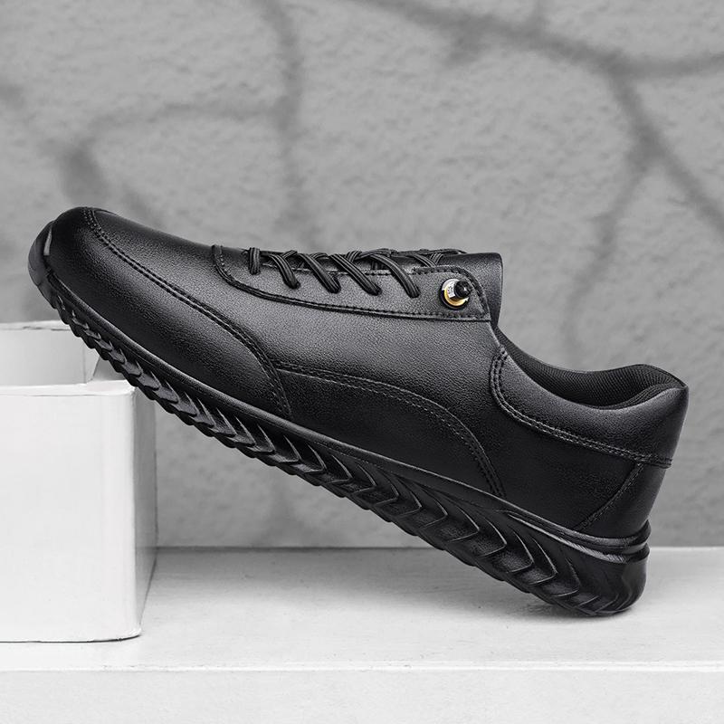 Modische Herrenschuhe aus echtem Leder Bequeme handgefertigte Skateboard-Schuhe für Herren Warme Plüsch-Winter-Sneaker Leichte Herren-Sportschuhe