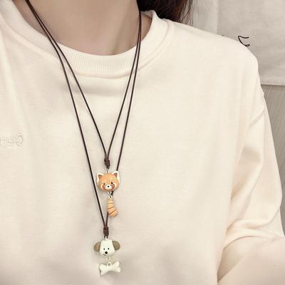 2024 Snygg Röd Panda Hängsmycke Halsband: Vintertröjekedja för kvinnor - Enkel, trendig och prisvärd accessoar