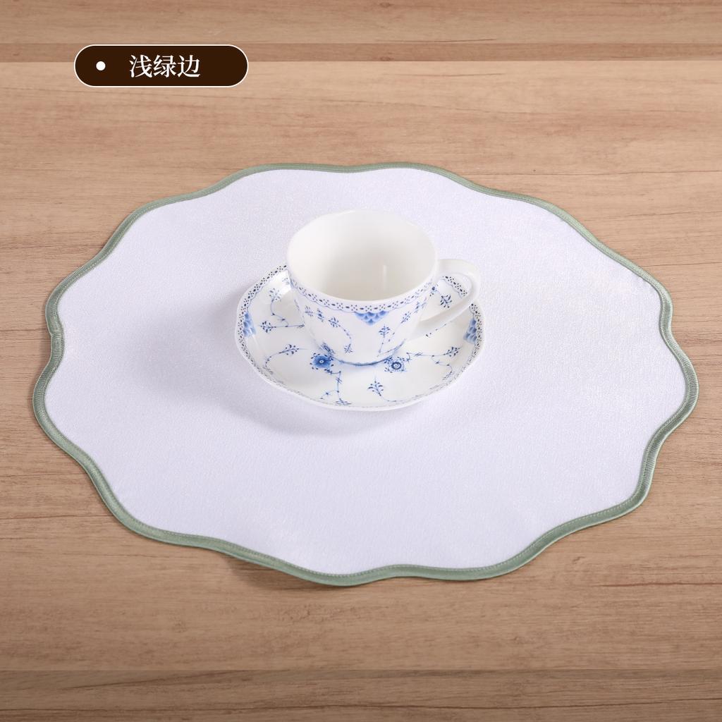 6/4pcs French Fabric Lace Placemat with Edging Polyester Cotton Insulation Pad Dining Table Decor Mat Wave Edge White Placemat