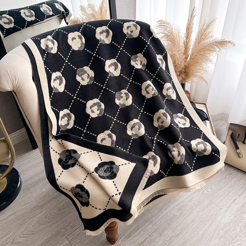 

Женский универсальный шарф, декоративный теплый шарф с камелией, корейский простой шарф двойного назначения, толстая шаль из искусственного кашемира