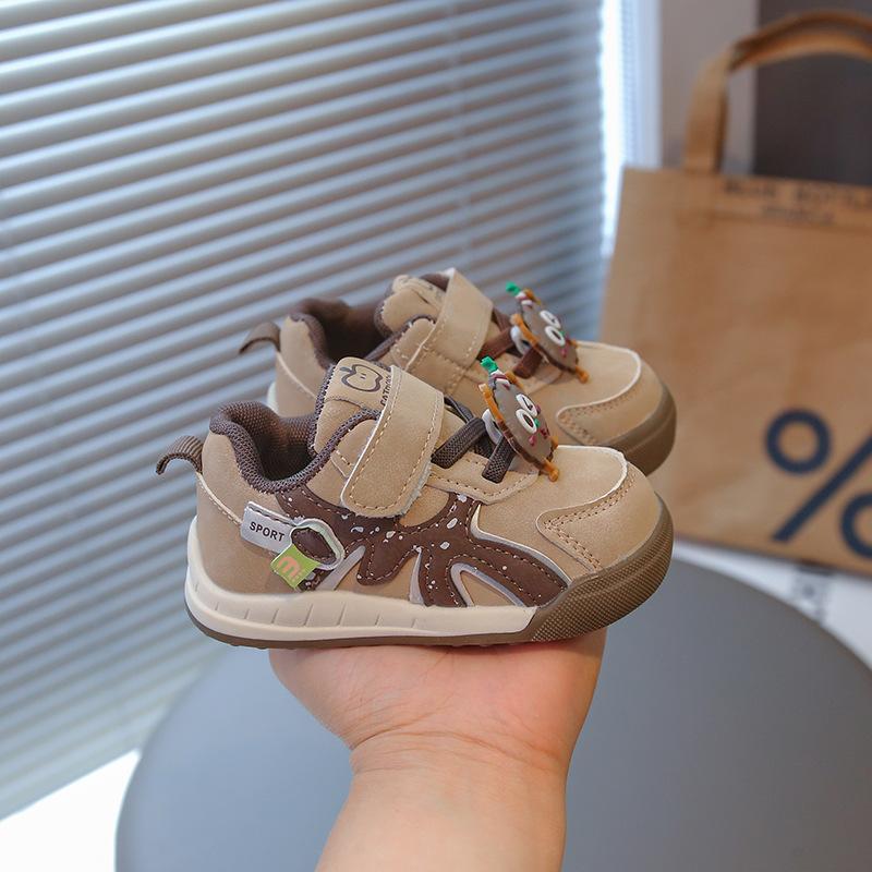 

Нескользящие детские весенне-осенние новые туфли для детского сада с мягкой подошвой для малышей 1-6 лет, кожаный верх, грязеотталкивающие детские туфли для мальчиков 20 коричневый