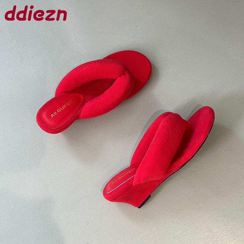 Fashion New Footwear Flock Women Wedges Slippers Flip Flops Shoes Fashion Round Toe Ladies Wedges Slippers Shoes Female Sandals Slides