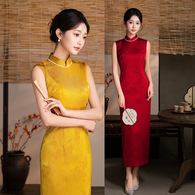 New Chinese style yellow jacquard Hong Kong style sleeveless cheongsam 1011 summer new improved and thin young daily wear