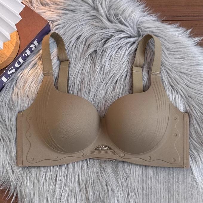 One Piece Seamless Bra for Women Slim with Complementary Breasts Soft Steel Ring Bra Anti Sagging Adjustable Bra