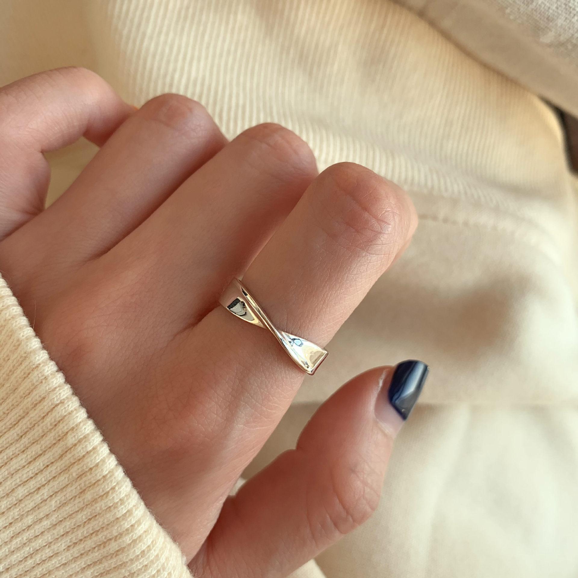 

Unique Womens Minimalist Silver Ring With Elegant Geometric Shape Size Adjustable J428