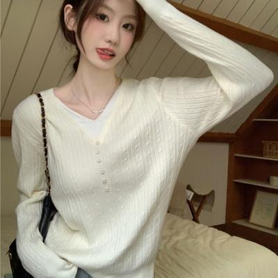 A Korean-style Long-sleeved Sweater, Knitted Sweater, and A Slimming Base Layer Top for Women