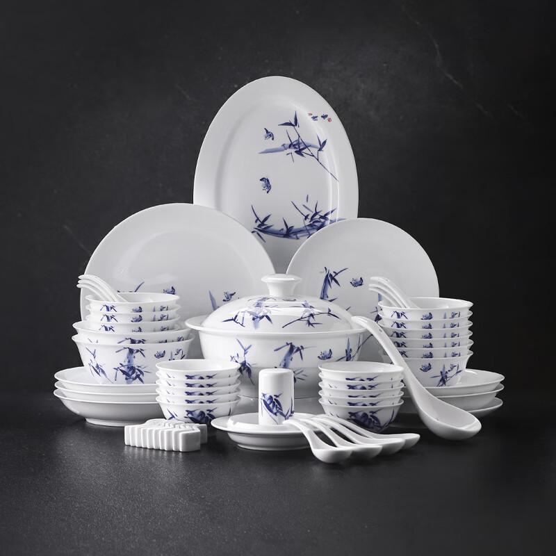 Цзиндэчжэньский керамический набор столовой посуды - Подглазурная сине-белая роспись 10-Person 56-Piece Gift Set
