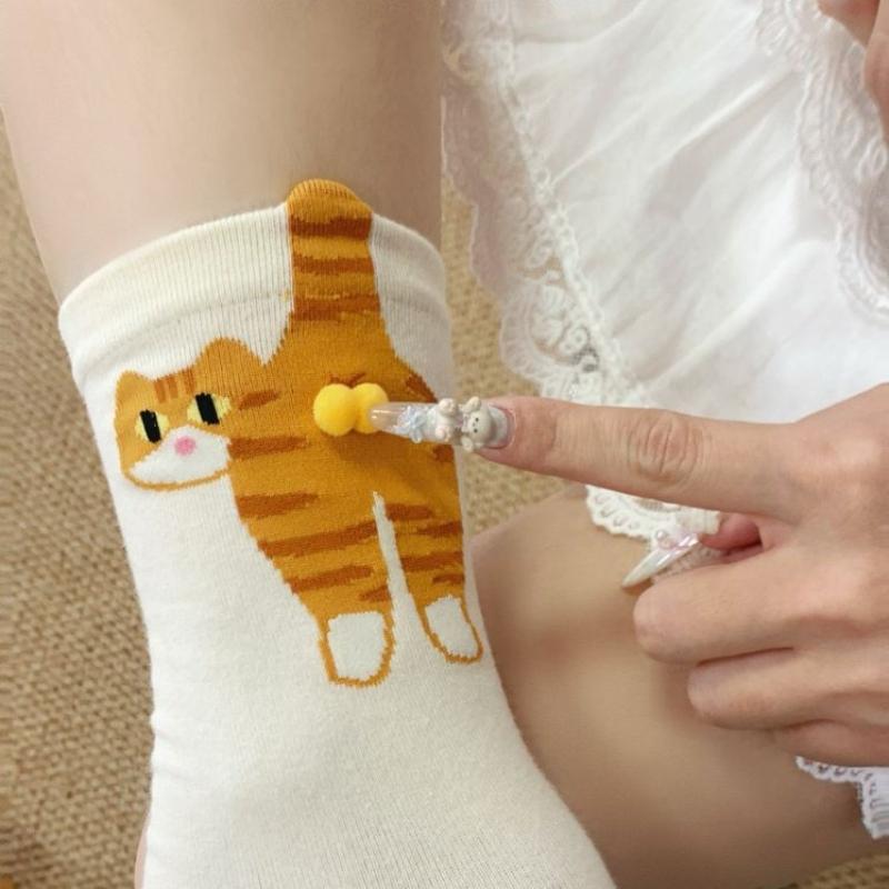 1pair Women's Korean - Inspired Mid - Tube Socks, Adorable Cat Print with Playful 3D Balls, Ideal for Trendy Style Seekers