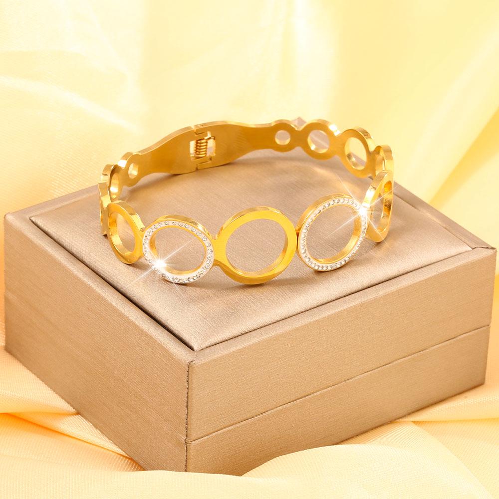 High-End Titanium Steel Women's Bracelets with Diamonds - Fashionable European & American Design, Non-Fading, Niche Style