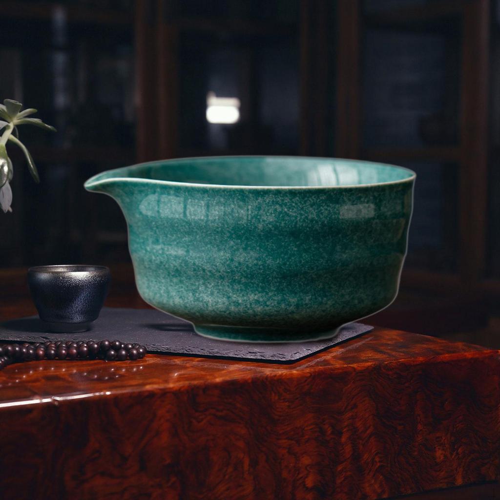 Ceramic Matcha Bowl Japanese Tea Cup Accessories Ceremony Handmade with Pouring Spout