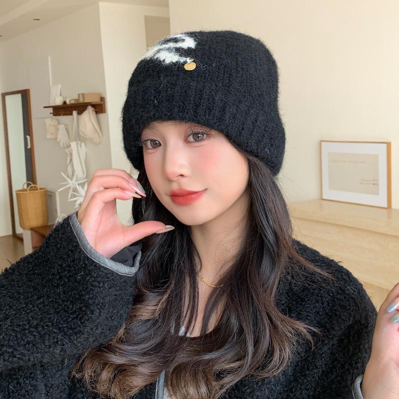 

Sweet and Cute Bow Jacquard Knitted Cold Hat Autumn and Winter Casual Versatile Warm Hat Outdoor Cold Hat Women One Size