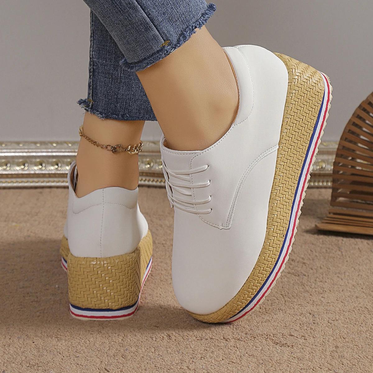 

Жіночі туфлі-човники з гуми з круглим носком 2024 Новий Гарячий Розпродаж Зимові танкетки Перехресна шнурівка Жіноче взуття Високий каблук PU Ботильйони до щиколотки Zapatos 41 білий