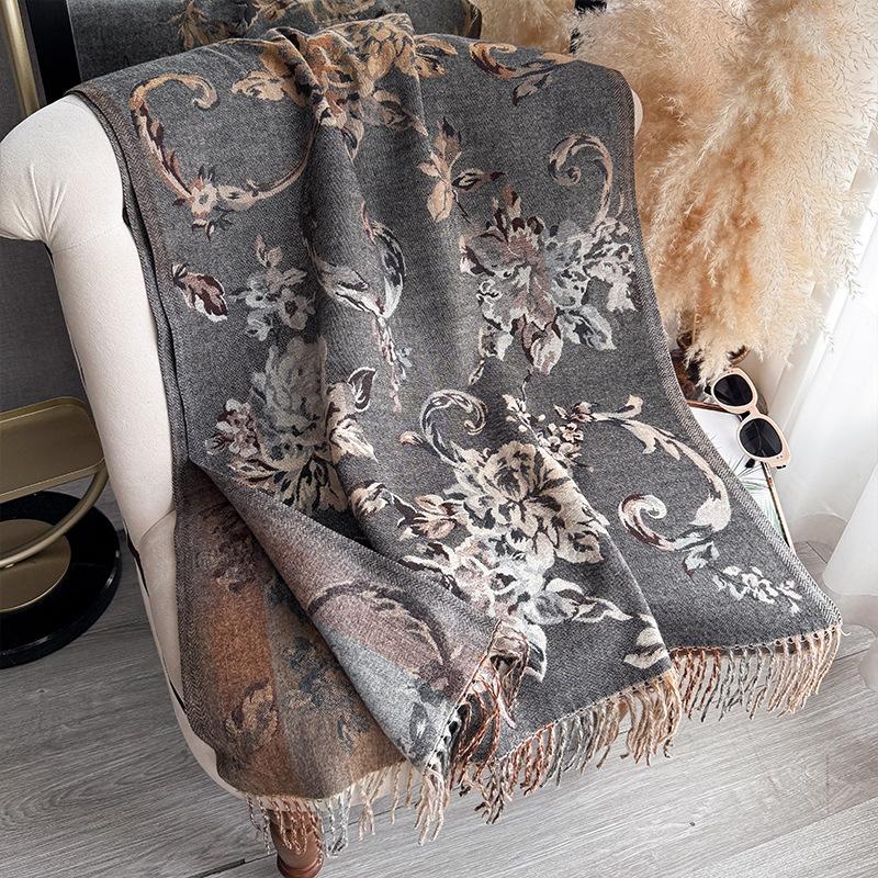 European classical vine flower imitation cashmere shawl retro old tone exquisite jacquard texture fringe warm
