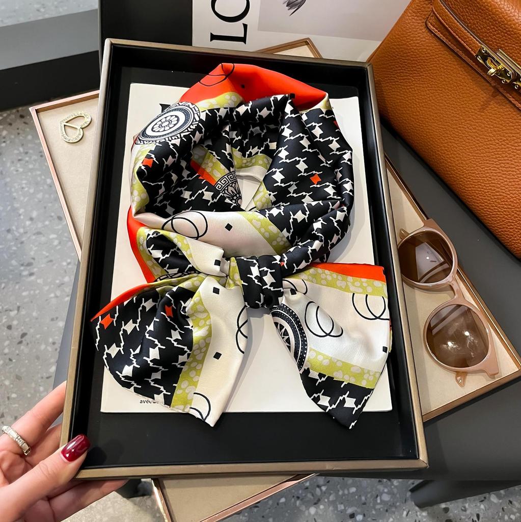 Small long silk scarf, women's spring and autumn style, foreign style, fashionable new style, matching shirt, headband, mother's neck, scarf.