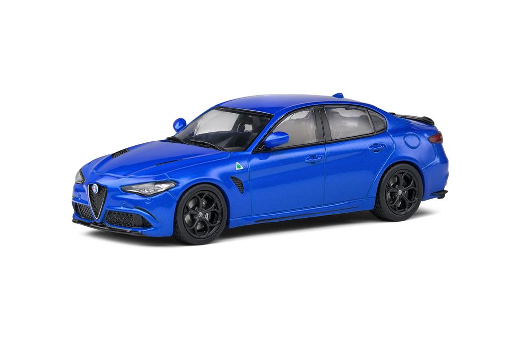 Solido Alfa Romeo Giulia 1/43 Scale Diecast Model Car, GIULIA QUADRIFOGLIO 2016 (Blue) [Parallel Import]